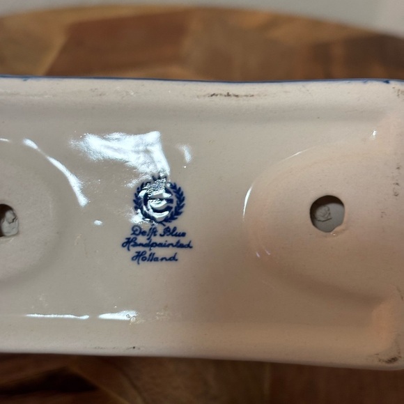 Delft Blue Dutch Kissing Couple Figurine • Holland Porcelain Hand Painted - Picture 3 of 4